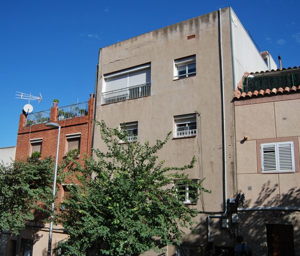 REHABILITACIÓN VIVIENDA PLURIFAMILIAR EN BARCELONA